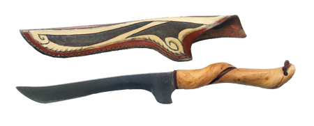 knife sheeth with leather carving